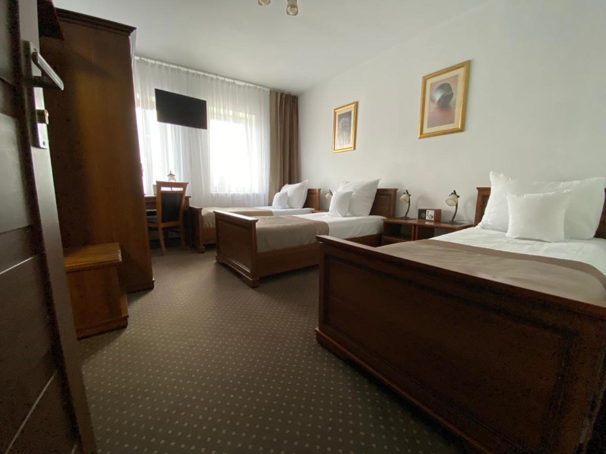 Hotel Constancja Częstochowa Екстериор снимка